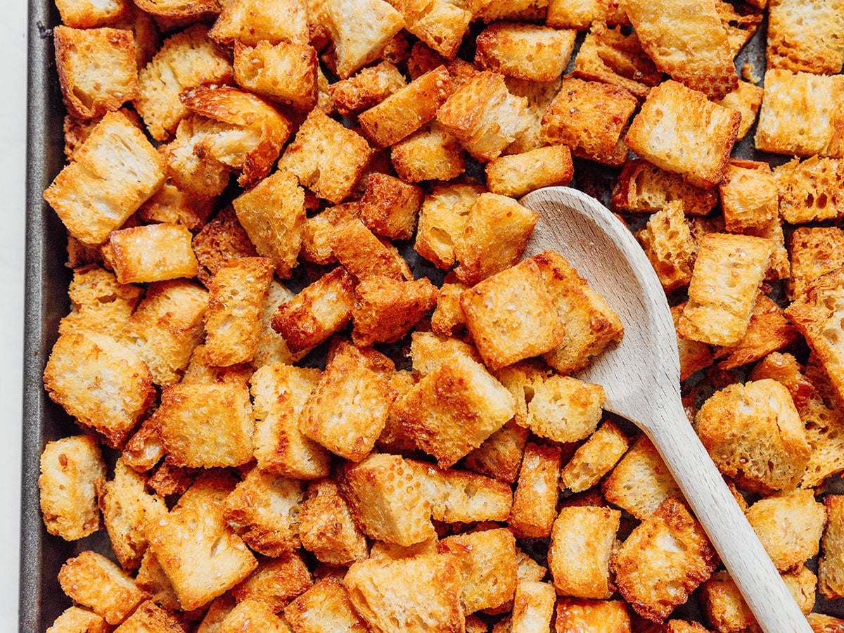 Don't Waste Bread! Make Delicious Customizable Homemade Croutons